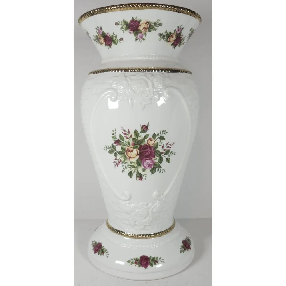 Royal Albert Old Country Roses Cameo Basket Weave Vase Large EUC